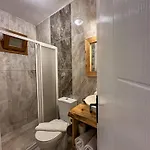 Misafir Evi 民宿 法拉尔雅