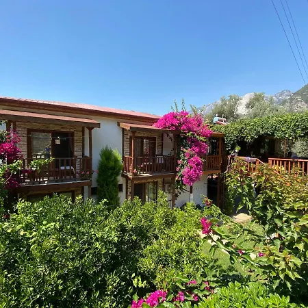 Faralya Misafir Evi *