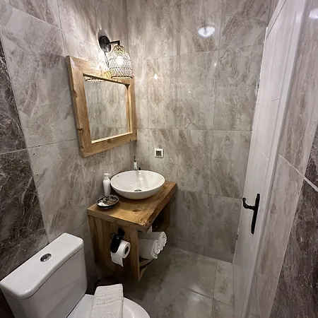 Faralya Misafir Evi *