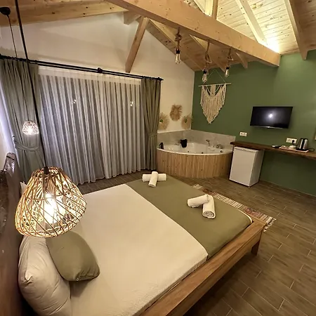 Misafir Evi Gazde/Camere de închiriat Faralya